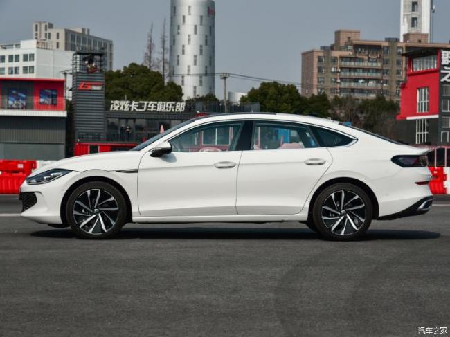 上汽大众 凌渡 2022款 凌渡L 280TSI DSG超辣旗舰版