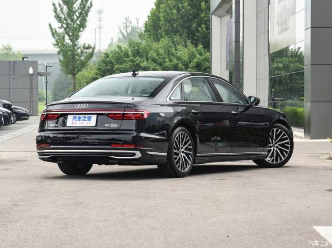 奥迪(进口) 奥迪A8 2023款 A8L 55 TFSI quattro 旗舰型