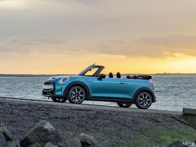 MINI MINI 2023款 COOPER S CABRIO Seaside Edition