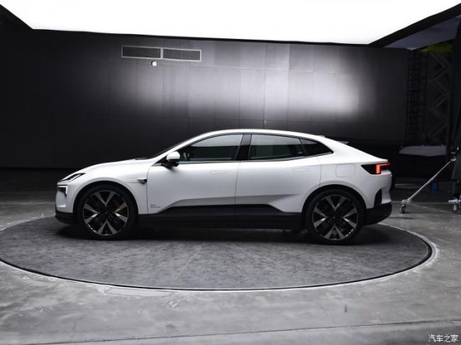 Polestar Polestar 4 2023款 双电机高性能PRO