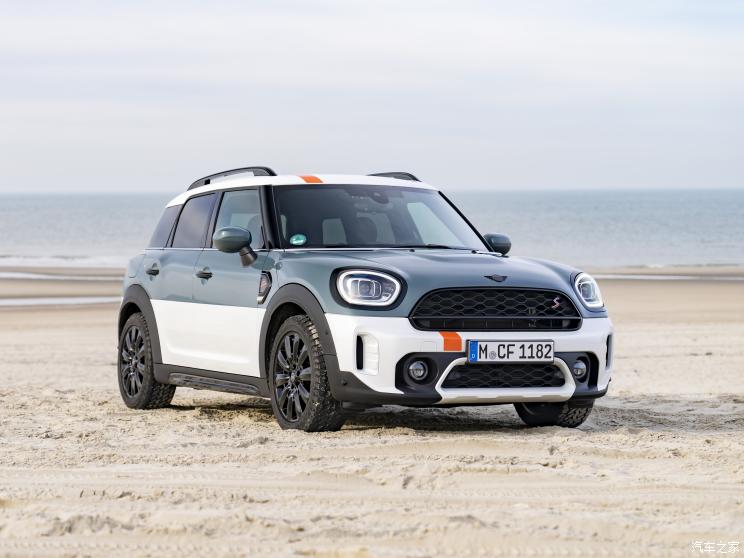 MINI MINI COUNTRYMAN 2023款 COOPER S ALL4 Uncharted Edition