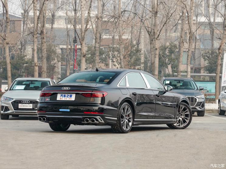 奥迪(进口) 奥迪S8 2023款 S8L 4.0TFSI quattro