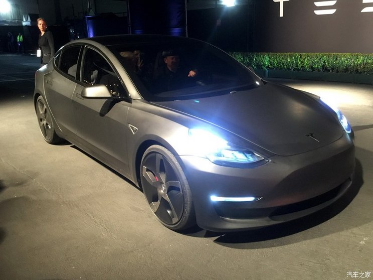 特斯拉 MODEL 3 2016款 基本型