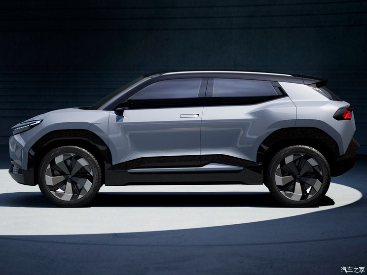 丰田(进口) Urban SUV 2024款 Concept