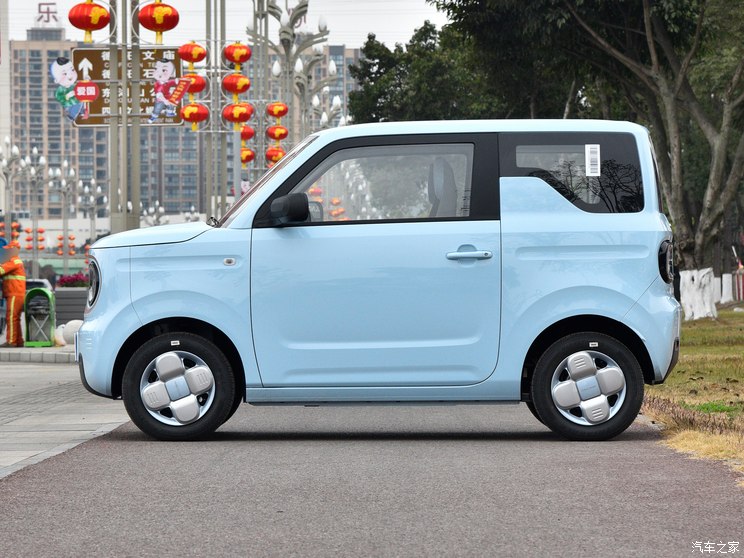 吉利汽车 熊猫 2023款 熊猫mini 200km 耐力熊