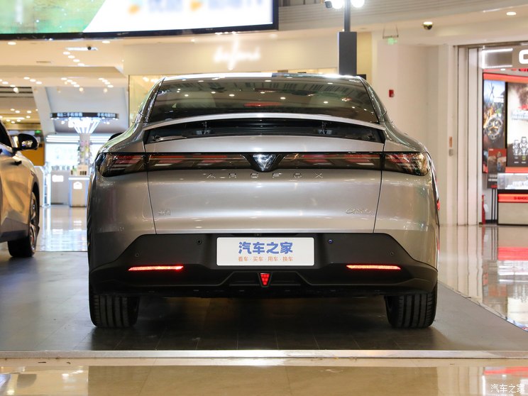 北汽新能源 极狐 阿尔法S5 2024款 单电机 185kW