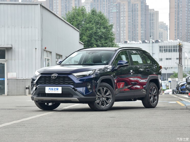 一汽丰田 RAV4荣放 2023款 2.0L CVT两驱风尚Plus版